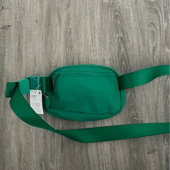 Lululemon Everywhere belt bag Fanny pack emerald ice green Fanny pack - Picture 9 of 11